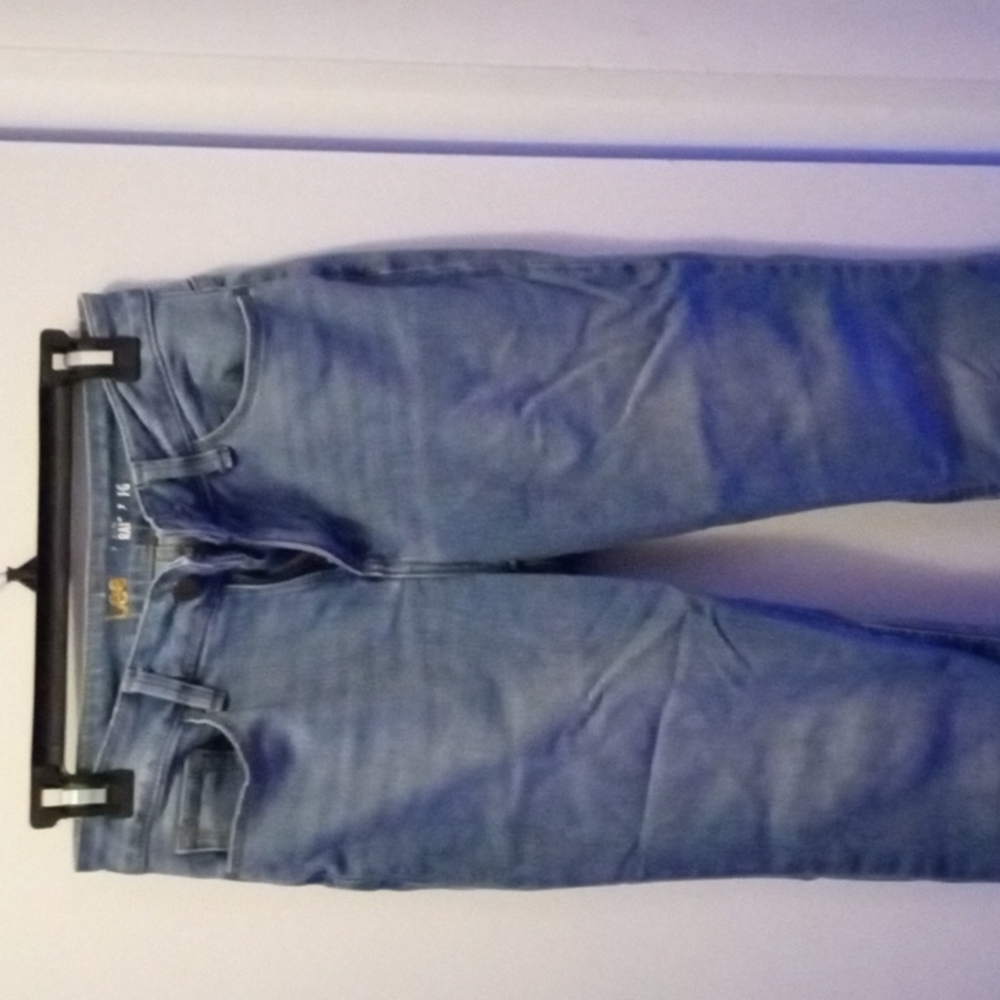 Lee jeans size 4